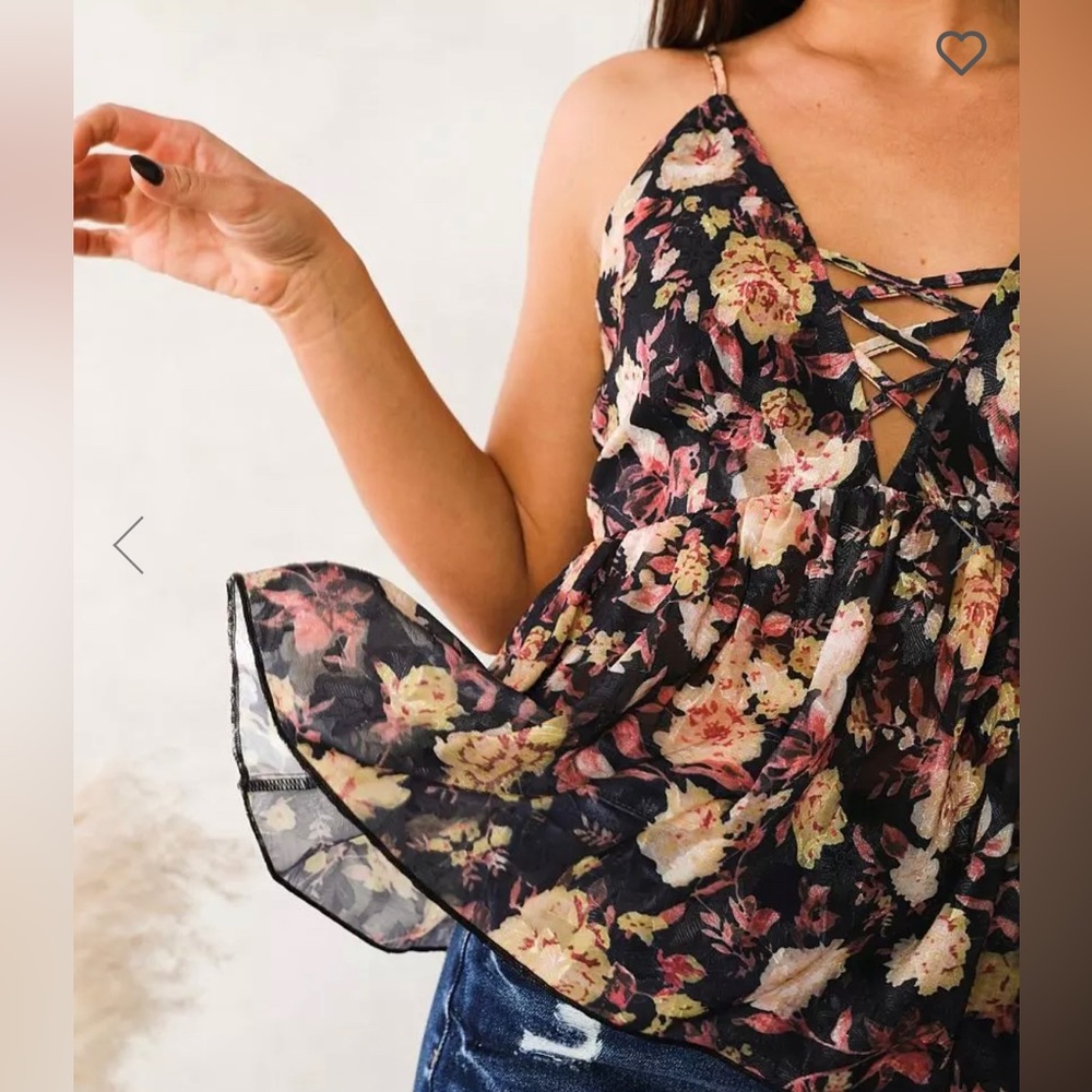 NWT Floral Chiffon Babydoll Tank Top - Small